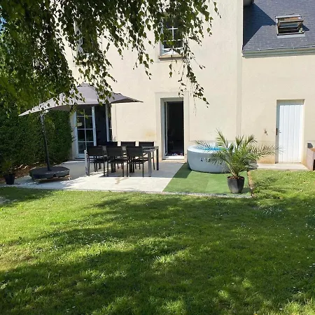 Holiday home Maison De 100m2 Avec Jardin Aux Portes De Caen *